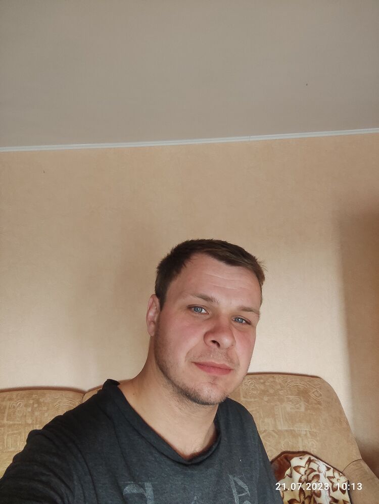  36924475  , 31 ,    