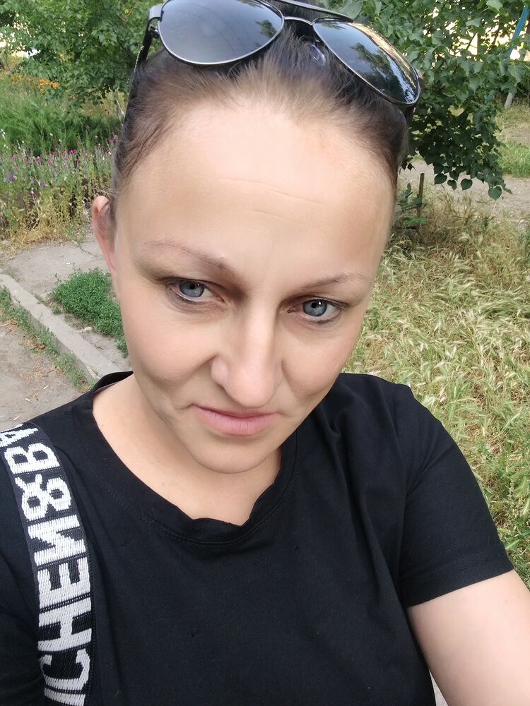  52122865  , 37 ,    