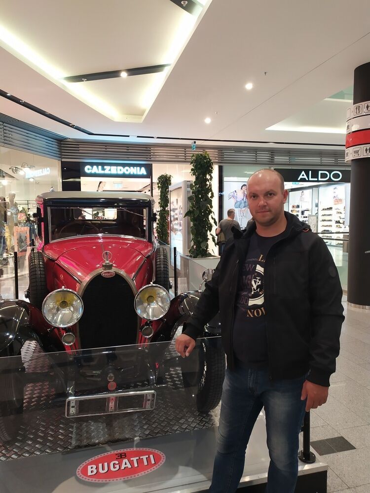  ,   Alexander, 39 ,   ,   , c 