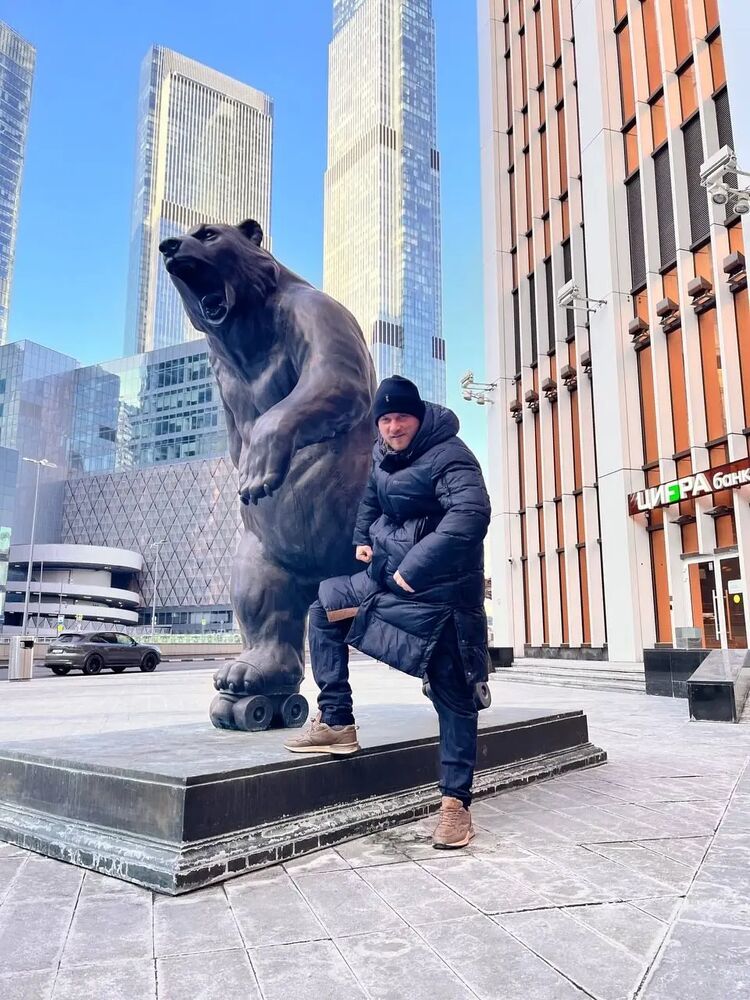  51940095  Artem, 31 ,    