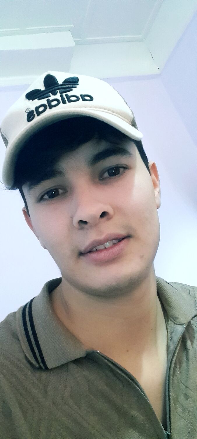  43434235  Isaac, 25 ,    