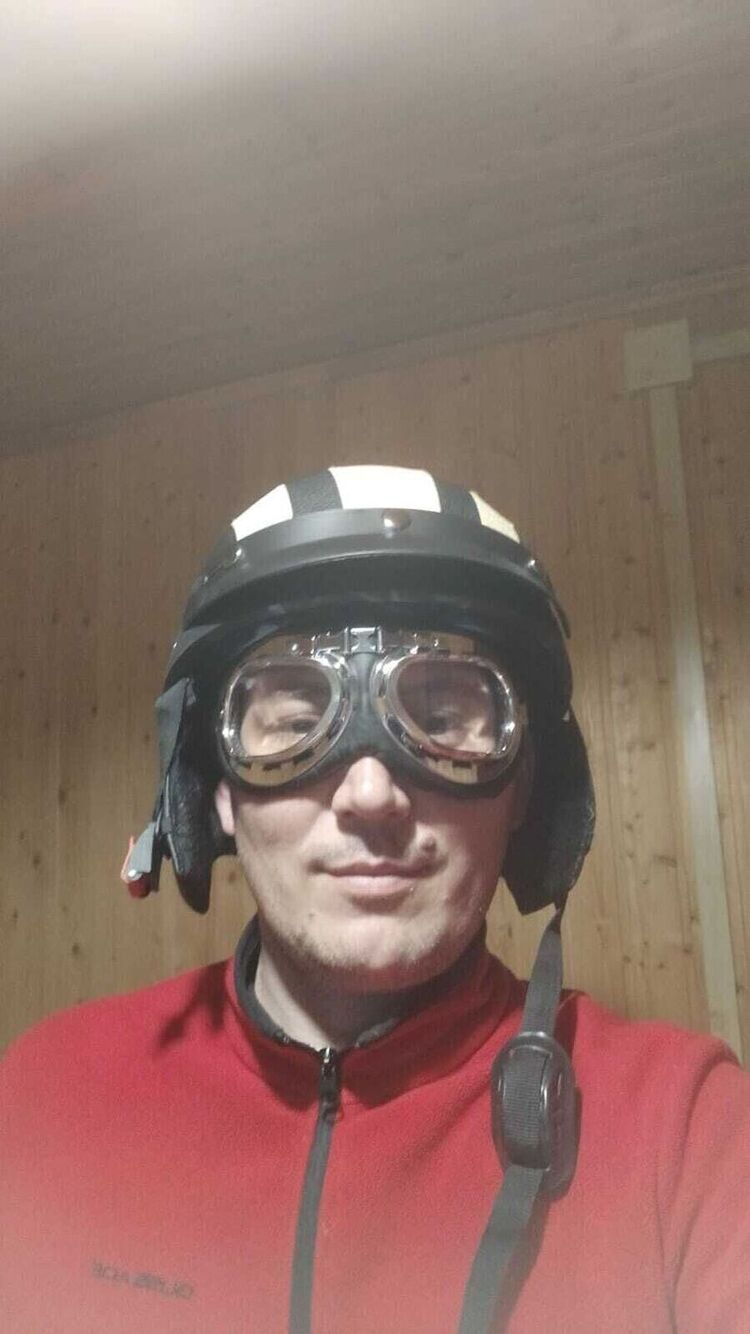  44094845  , 50 ,    