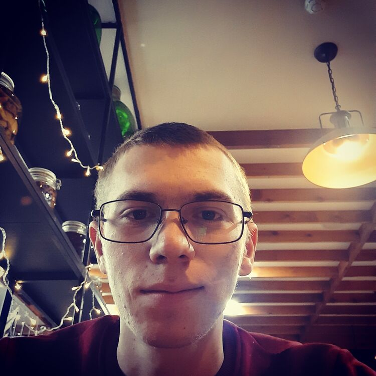  ,   Viktor, 25 ,   ,   