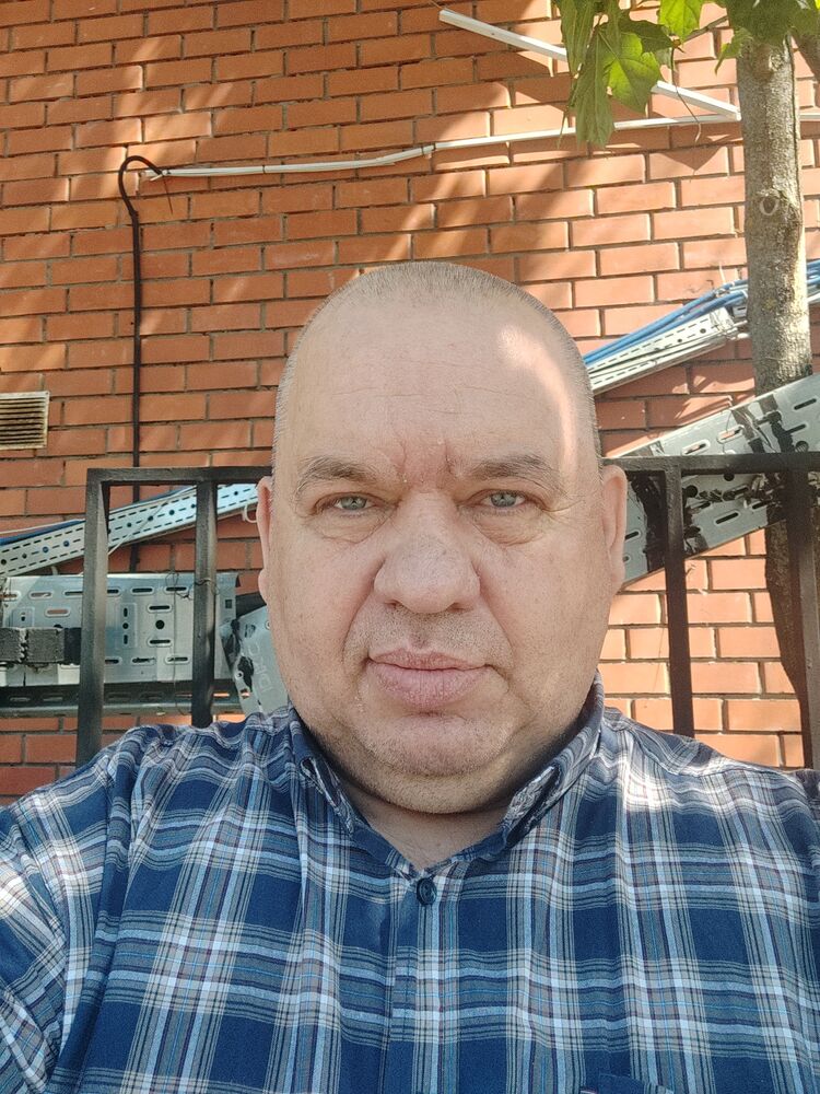  46252245  , 52 ,    
