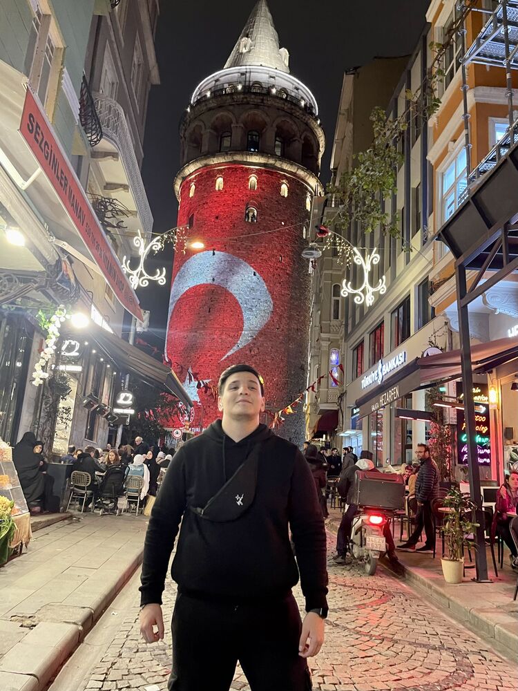  ,   Ahmed, 21 ,   ,   