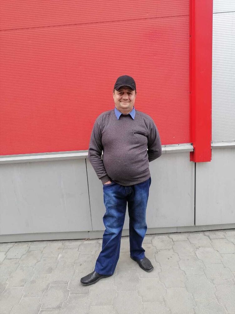  30824985  Petr, 57 ,    