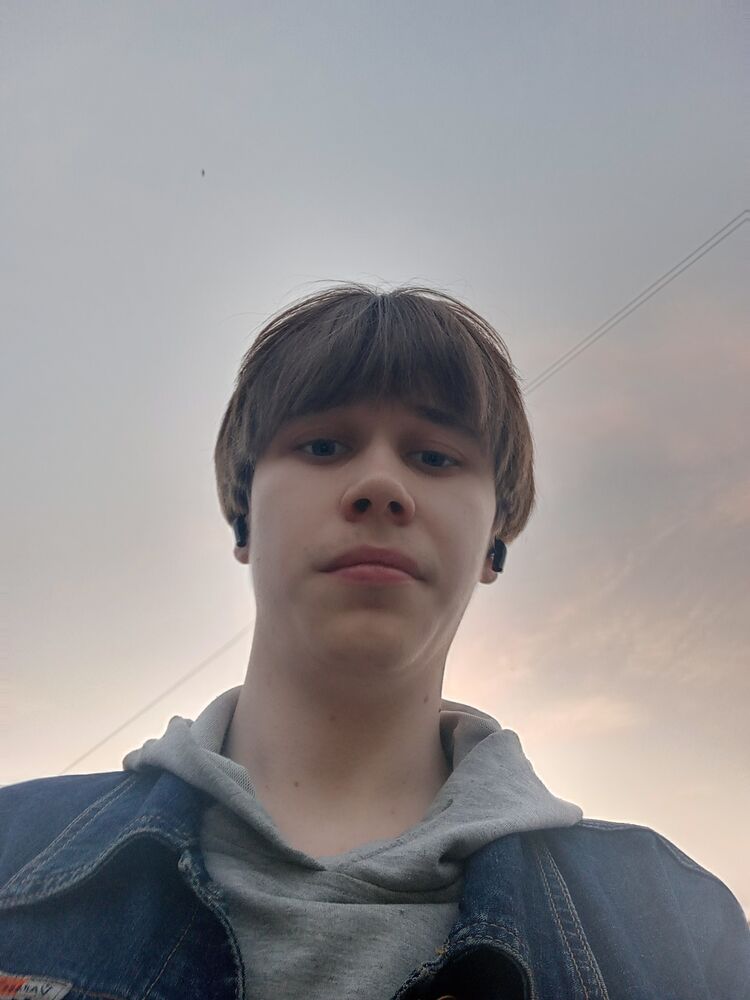  52629135  Nikolai, 18 ,    