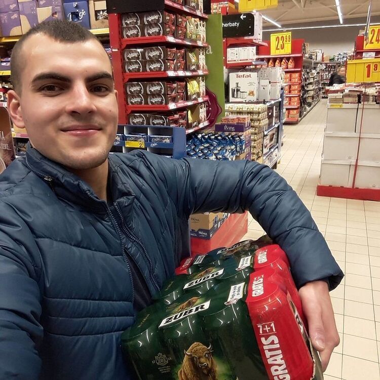  11293475  Dima, 28 ,    