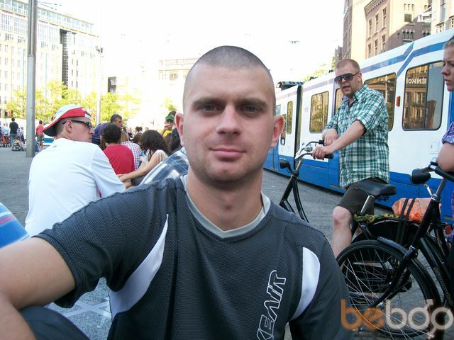  1085915  Vitalik, 41 ,    