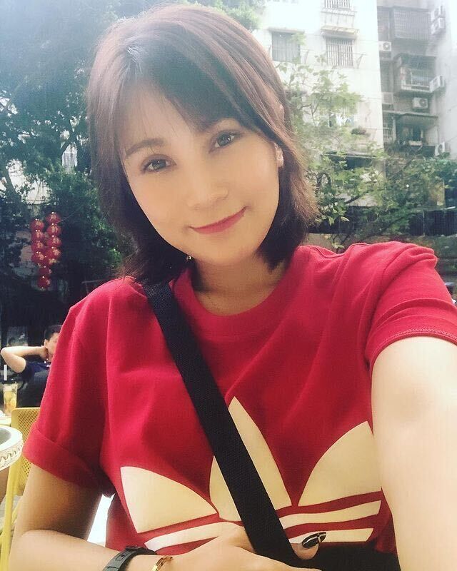  28563305  Sweet, 42 ,    