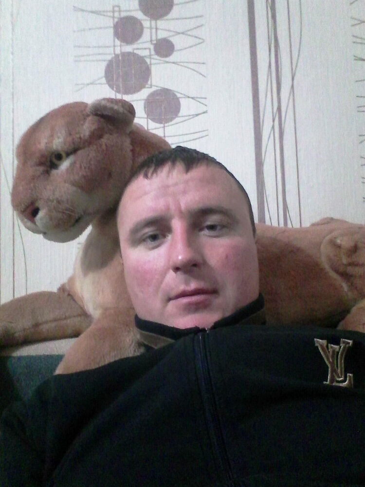  12955465  Sergei, 42 ,    -
