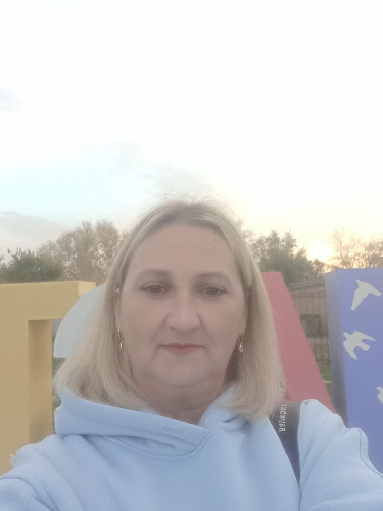  --,   , 44 ,   c 