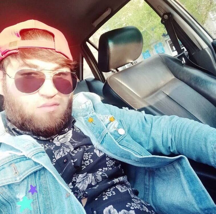  24141175  Timur, 31 ,    