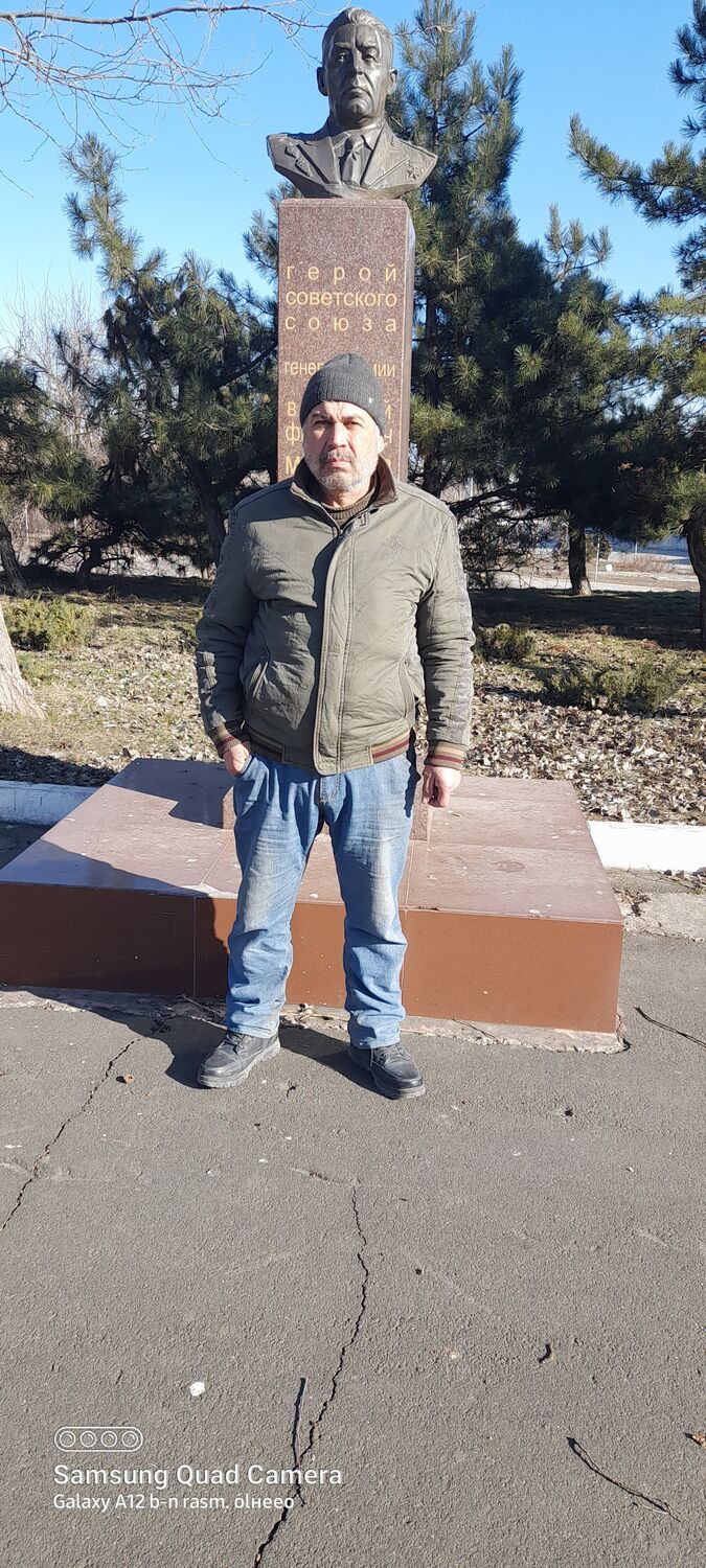  32743885  , 52 ,    