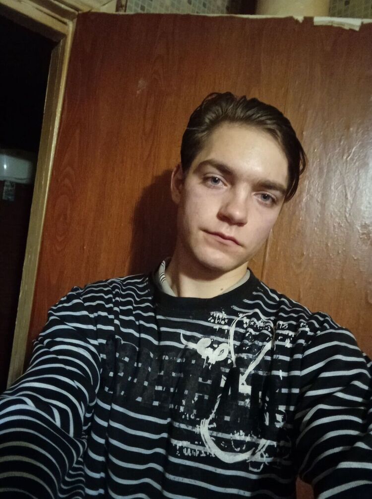  44684225  , 20 ,    