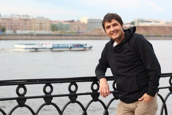  ,   Russel, 38 ,   