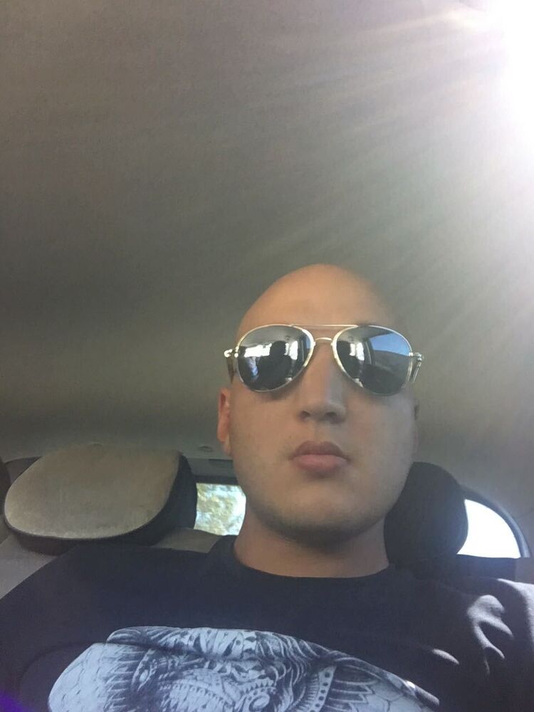  36944355  Vaas, 33 ,    