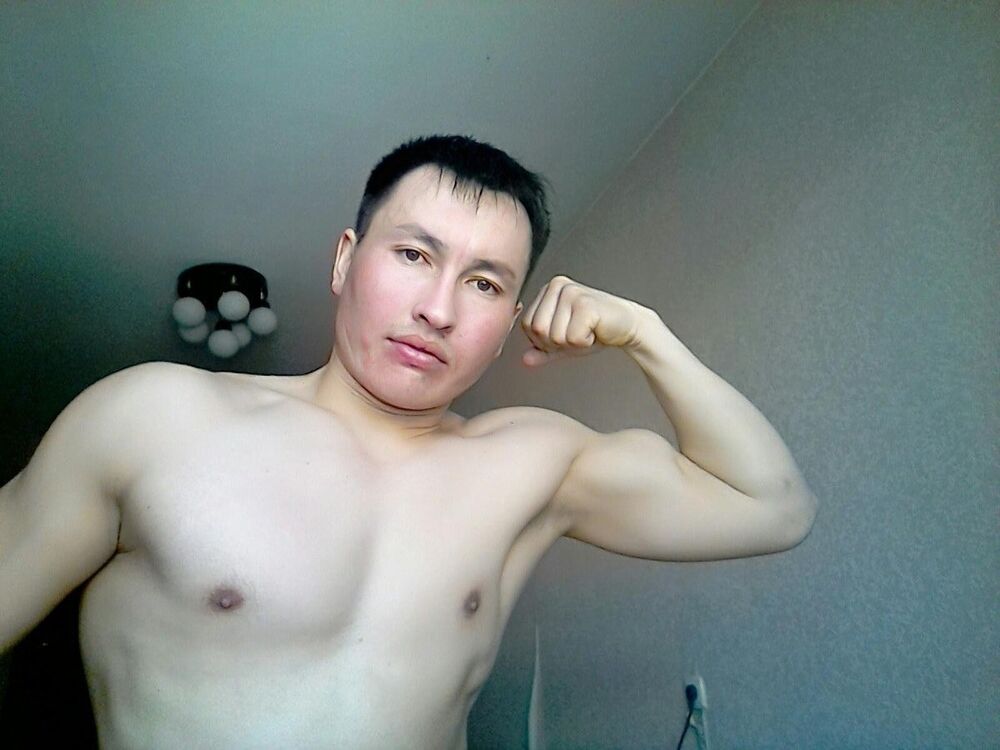  12249895  Anton, 29 ,    