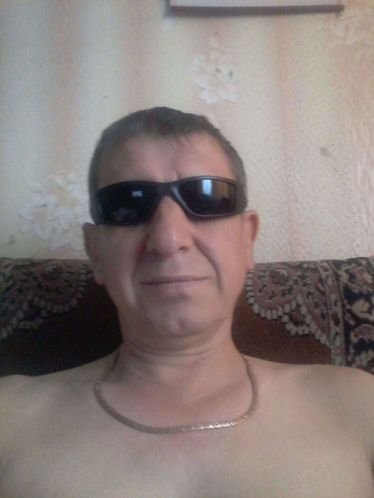  26801905  Aleks, 53 ,    