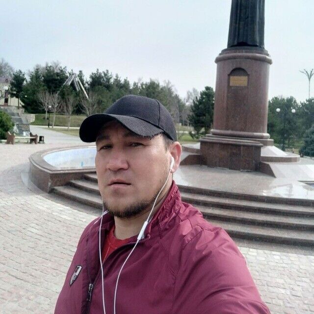  21638125  Timur, 44 ,    