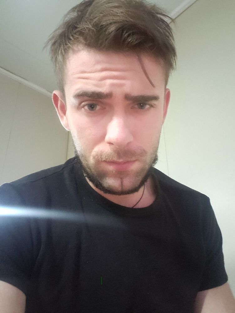  18515315  Gura, 30 ,    