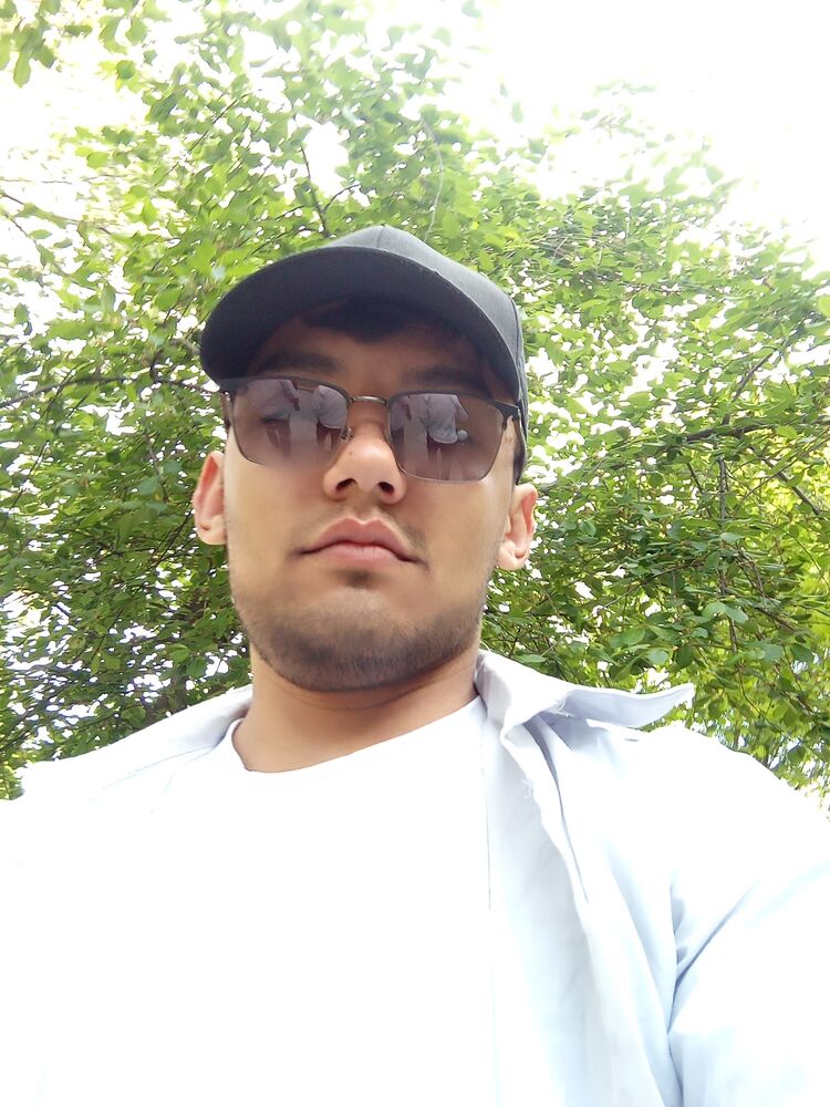  44282005  Hasan, 23 ,    