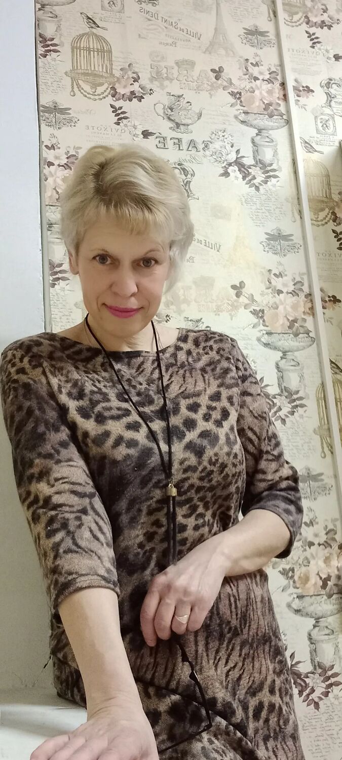  ,   Antonina, 52 ,     , c , 