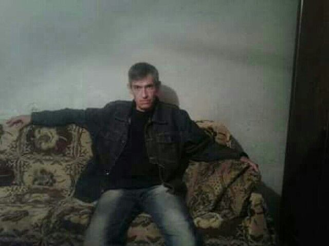  9840785  Garik, 46 ,    