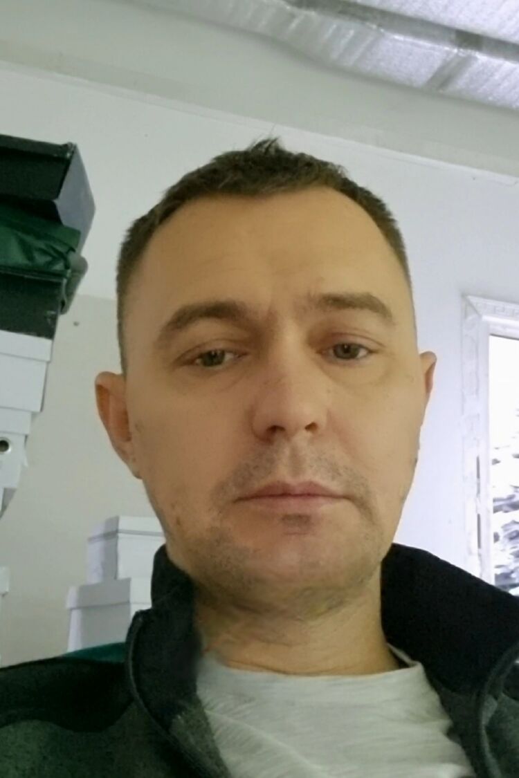  47282075  Boris, 41 ,    