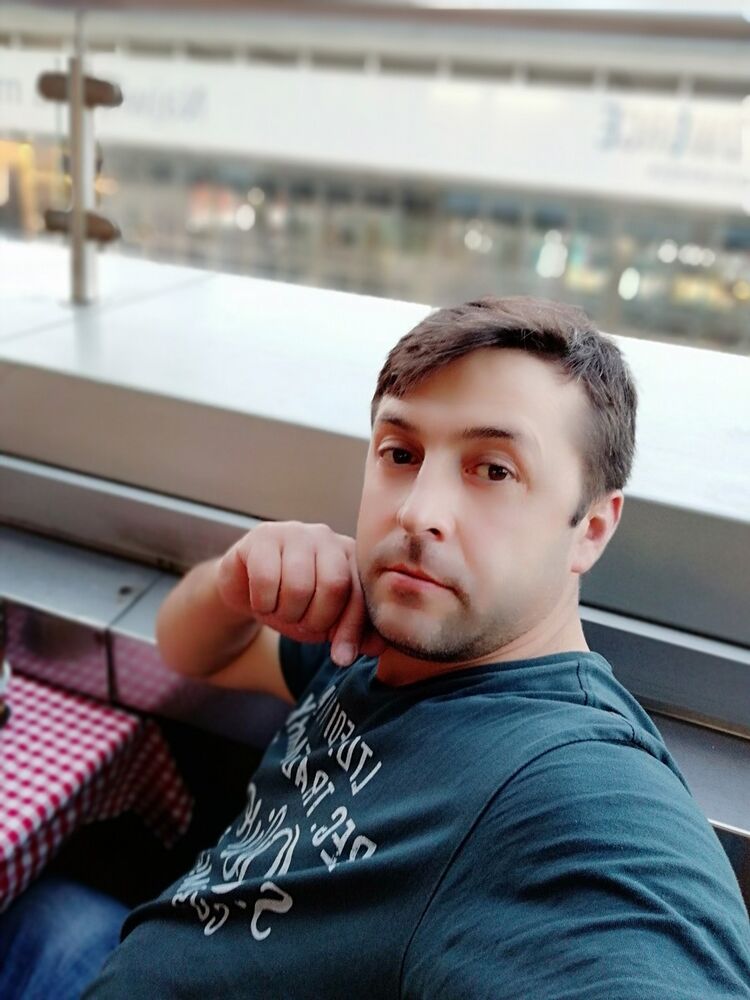  ,   Gioo, 42 ,   ,   , c 