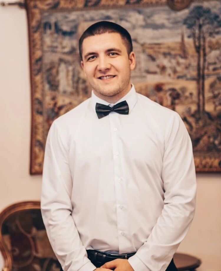  28773715  , 34 ,    