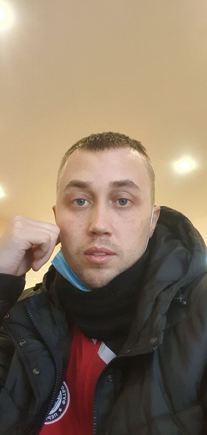  49527675  , 34 ,    