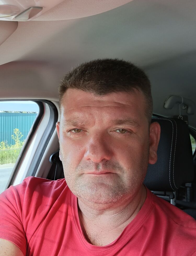  52906245  , 45 ,    