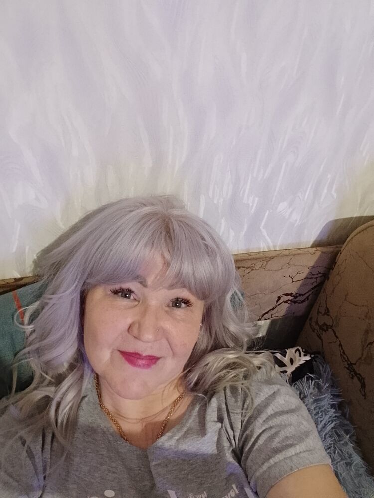  48600495  Sandra, 55 ,    