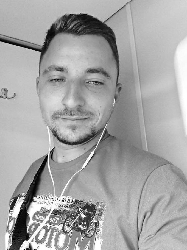  52449395  Vlad, 30 ,    