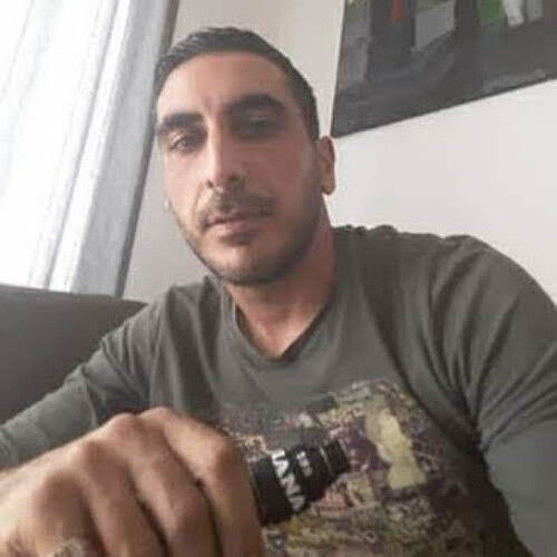  18953975  Marios, 41 ,    Limassol