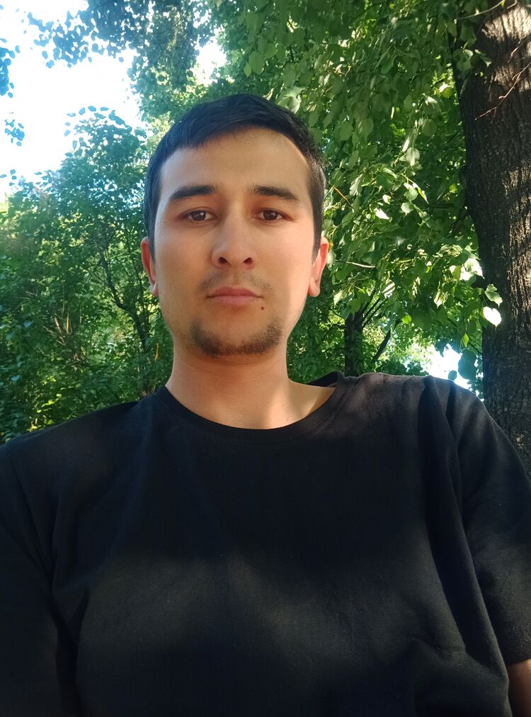  44870875  Arabbek, 32 ,    