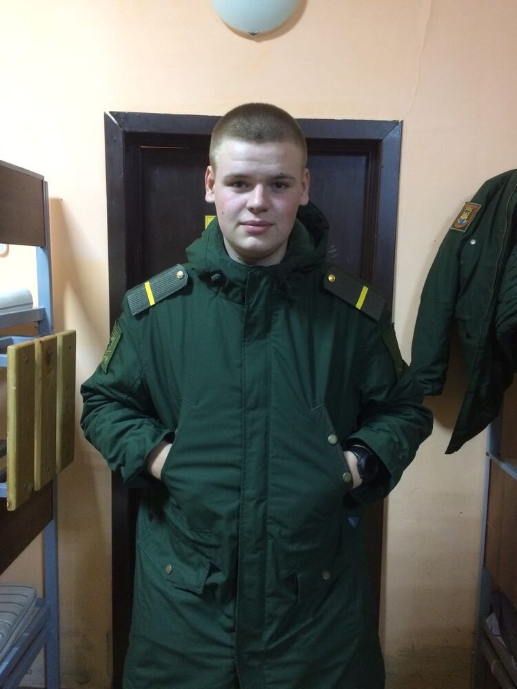  31194335  Vadim, 28 ,    