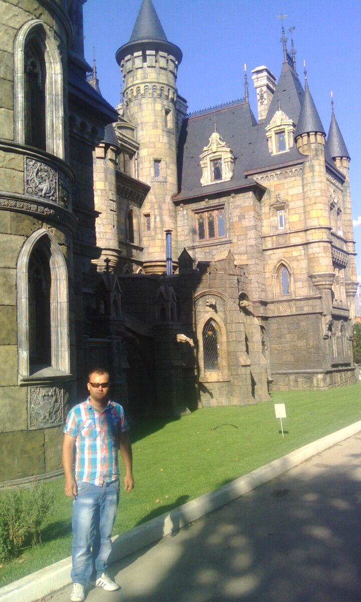  ,   Andrian, 37 ,   ,   , c 