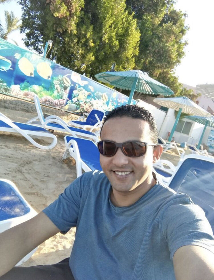  34300965  Mohamoud, 36 ,    