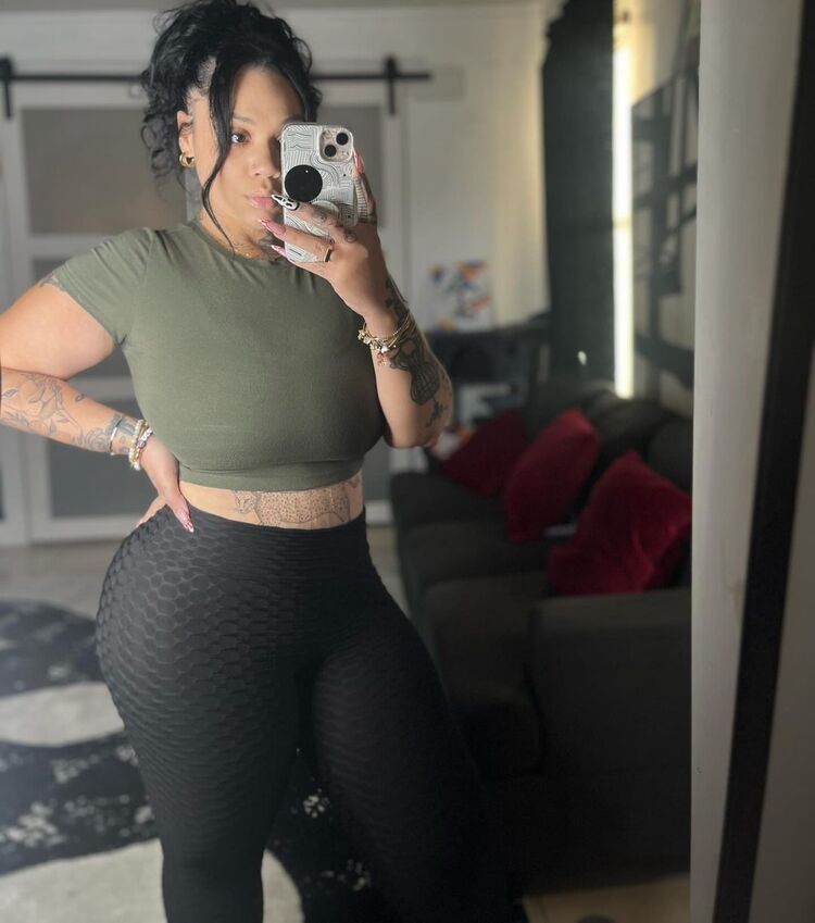  46790005  Raegan, 35 ,    Rochelle Park