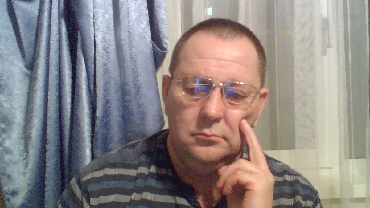  7154535  Sander4, 62 ,    
