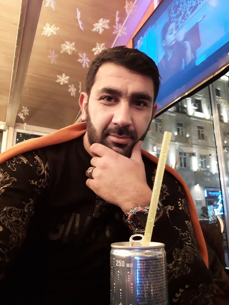  ,   Anar, 35 ,   ,   , c 