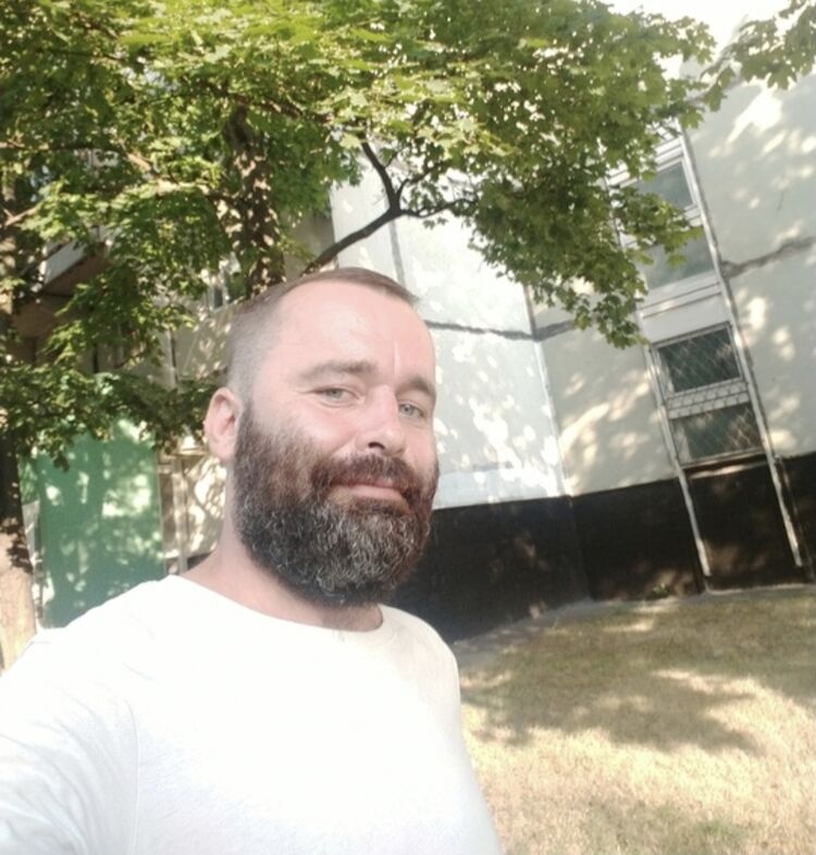 48826245  , 44 ,    