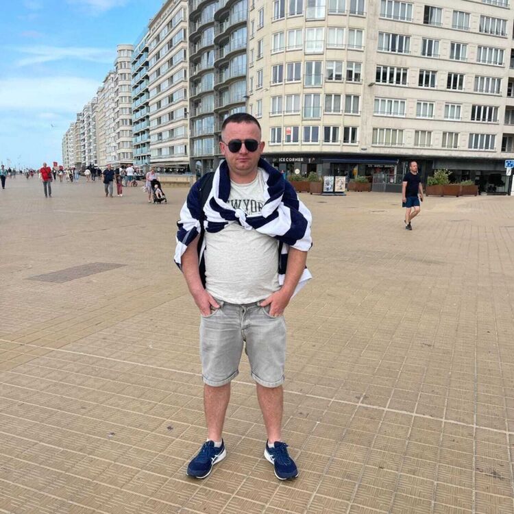  48720305  Vasya, 33 ,    Aalst