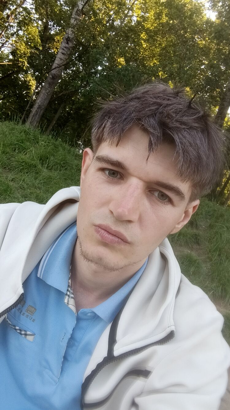  52815715  , 32 ,    