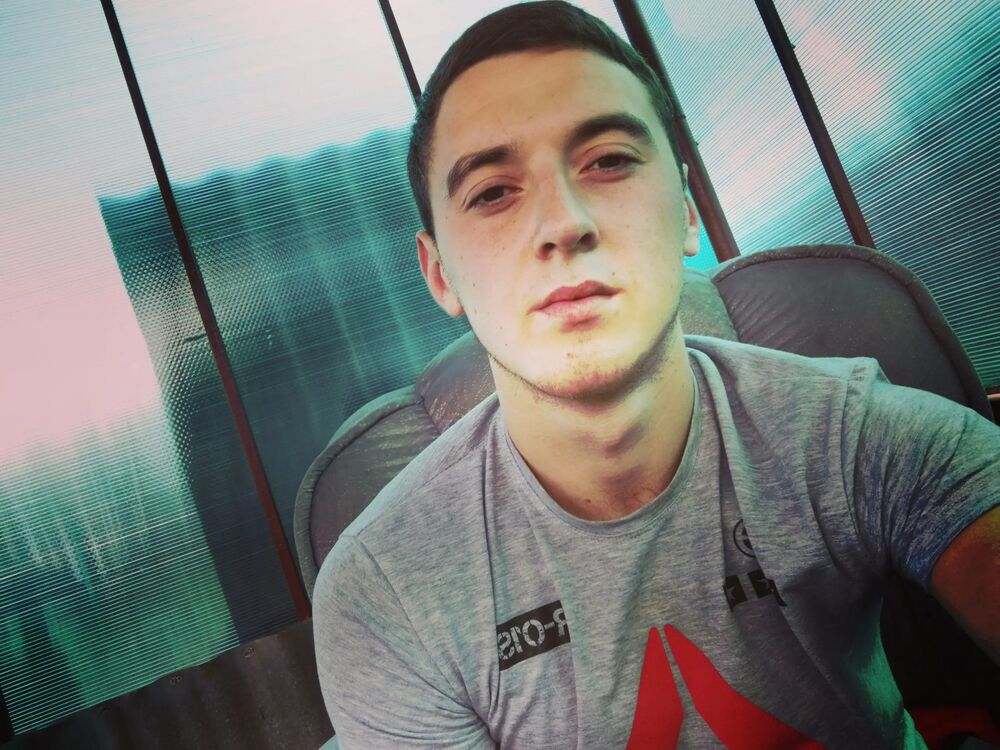  ,   , 28 ,   ,   