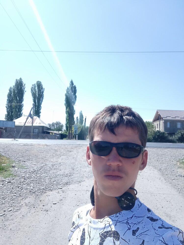  21099895  , 25 ,    