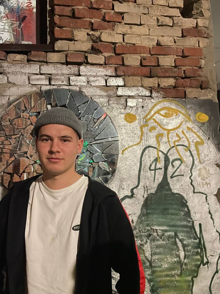 ���� 31091945 ����� Azat, 24 ����, ���� ���������� � ������