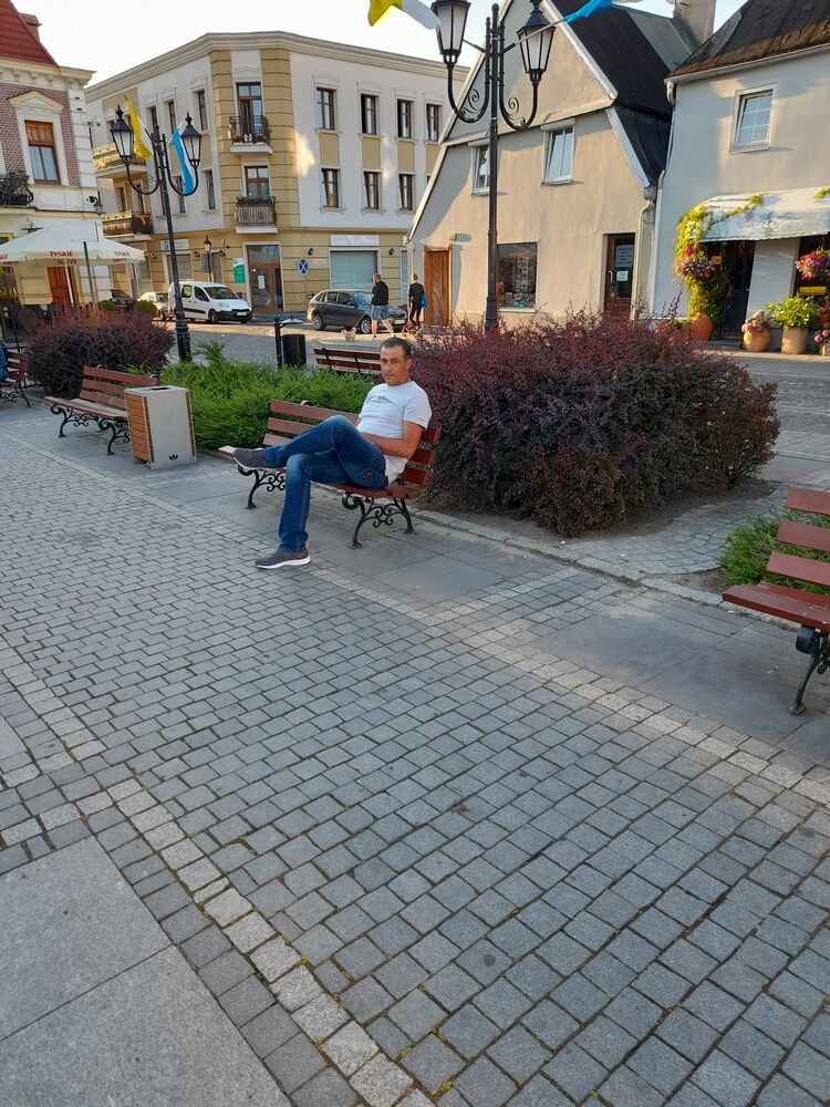  23276495  , 44 ,    